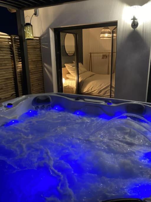 Villiers-sur-Morin Spa & Serenite, Aux Portes De Disney Et De Paris מראה חיצוני תמונה